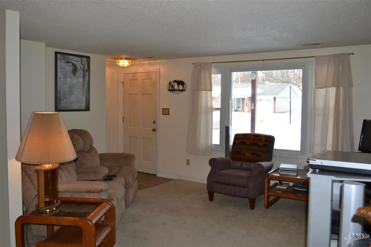 6808 Raintree Road Fort Wayne, IN 46825 - Photo 2 of 29 Gallery Image 2