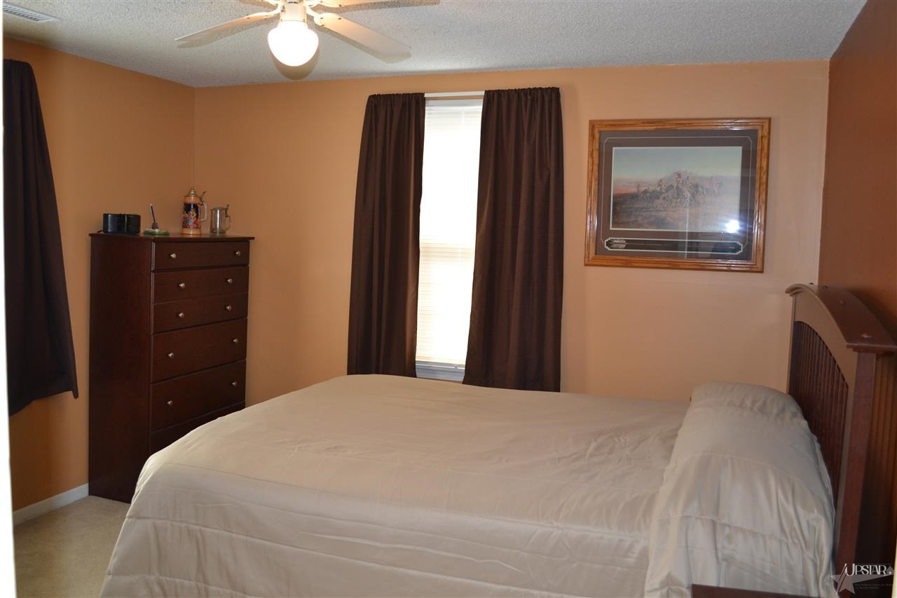 6808 Raintree Road Fort Wayne, IN 46825 - Photo 12 of 29 Gallery Image 12