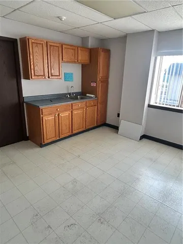 $12 | 227 North Jefferson Street, Unit 1, New Castle, PA 16101