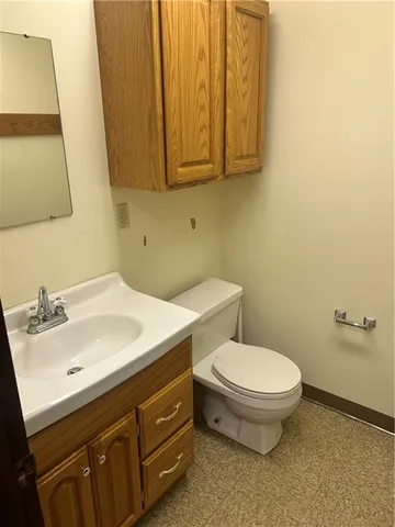 $12 | 227 North Jefferson Street, Unit 1, New Castle, PA 16101