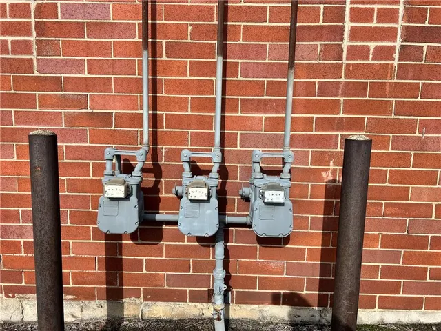 $12 | 227 North Jefferson Street, Unit 1, New Castle, PA 16101