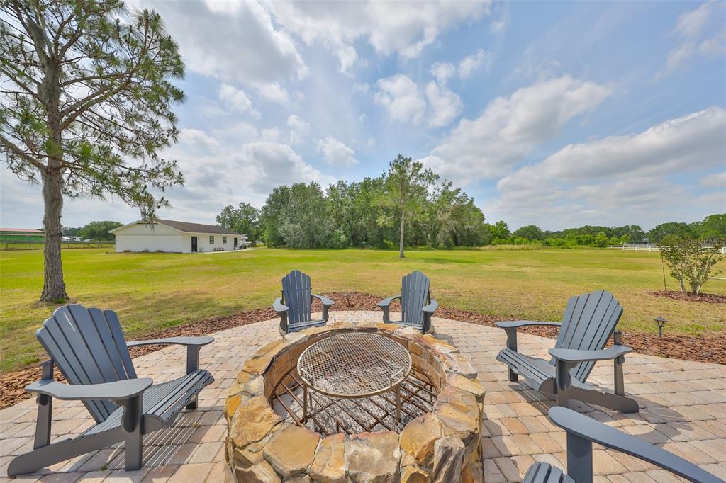 18423 Lithia Towne Road Lithia, FL 33547 - Photo 59 of 79 Gallery Image 59