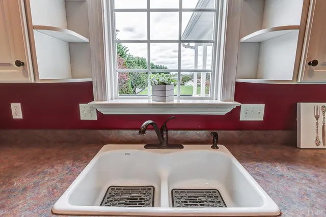 $440,000 | 1068 Charmin Drive, Forest, VA 24551