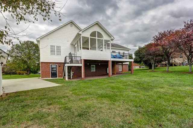 $440,000 | 1068 Charmin Drive, Forest, VA 24551