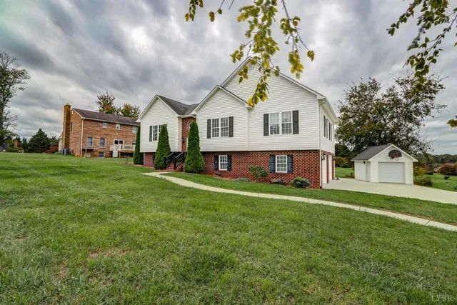 $440,000 | 1068 Charmin Drive, Forest, VA 24551