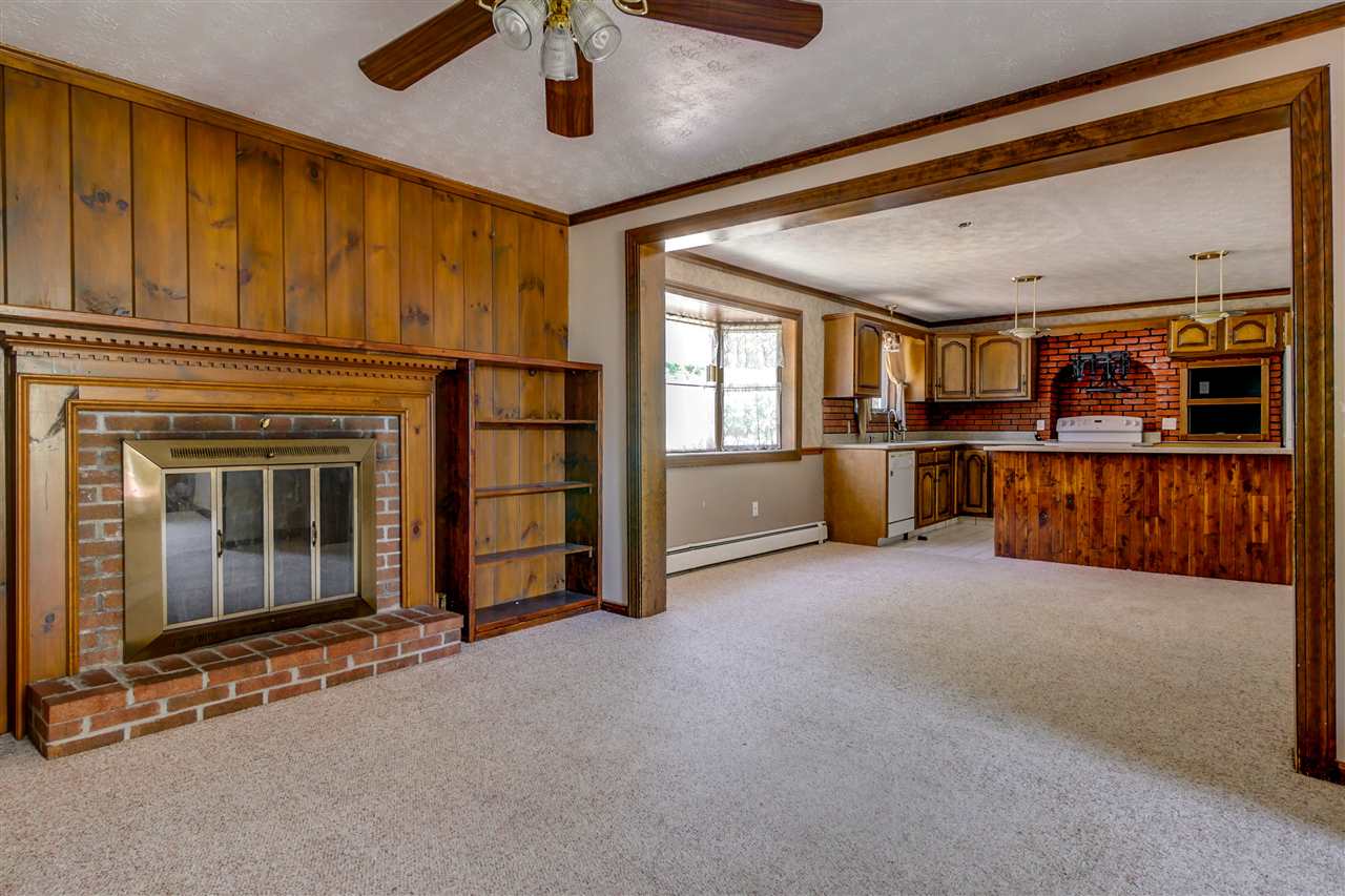 153 Tarrytown Road Manchester, NH 03103 - Photo 14 of 40
