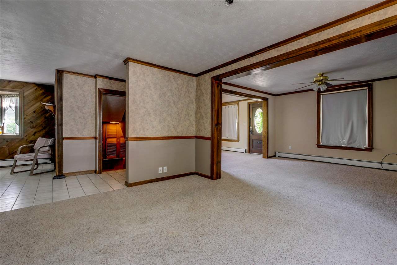 153 Tarrytown Road Manchester, NH 03103 - Photo 16 of 40