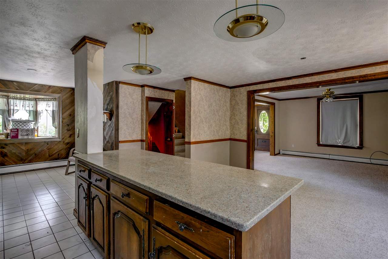 153 Tarrytown Road Manchester, NH 03103 - Photo 21 of 40