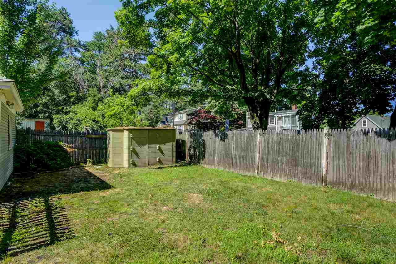 153 Tarrytown Road Manchester, NH 03103 - Photo 7 of 40