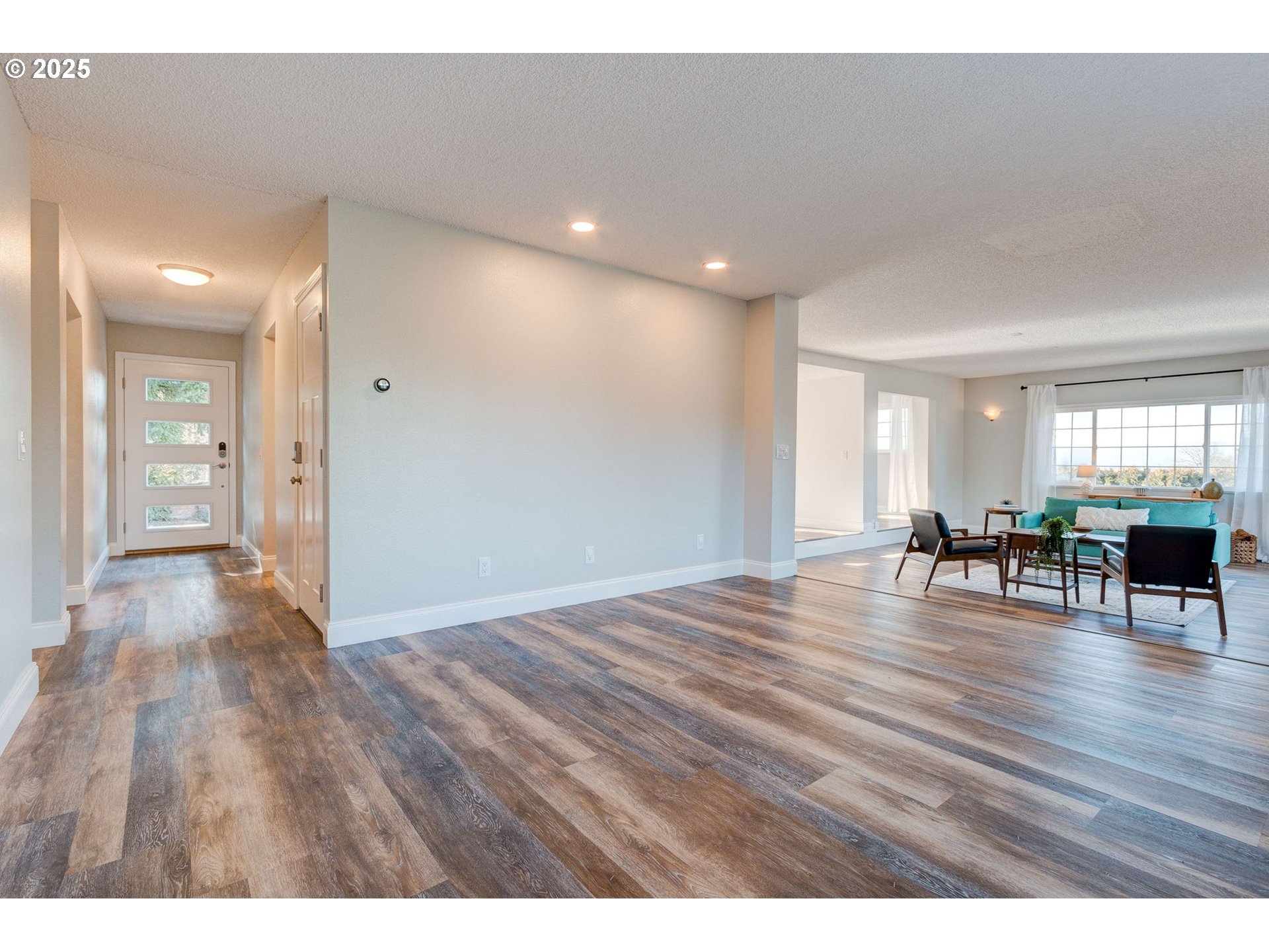 16155 Southwest Bull Mountain Road Portland, OR 97224 - Photo 5 of 45 Gallery Image 5