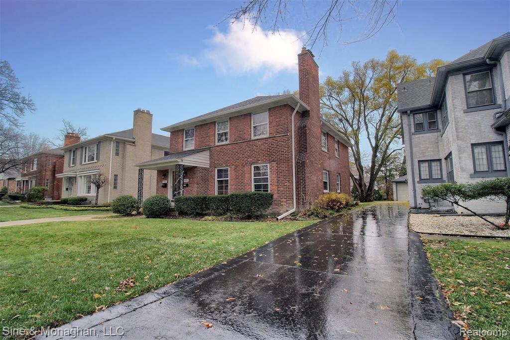 950 Harcourt Road Grosse Pointe Park, MI 48230 - Photo 2 of 30