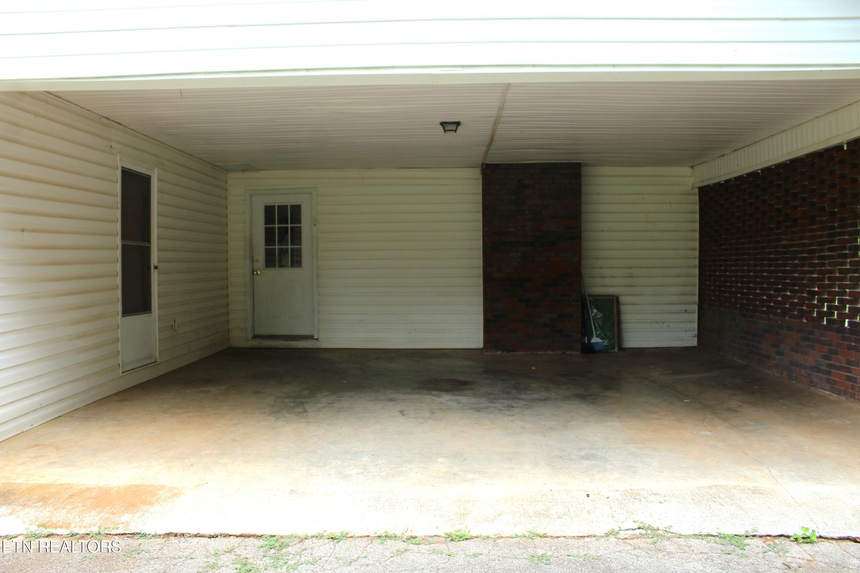 241 Meadow Brook Road Sweetwater, TN 37874 - Photo 8 of 23 IMG_5278