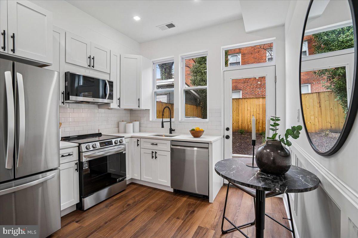 1538 Levis Street Northeast Washington, DC 20002 - Photo 11 of 41 Kitchen