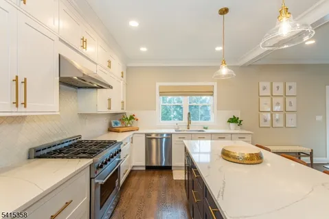 $1,499,000 | 13 Mt Pleasant Parkway, Livingston, NJ 07039