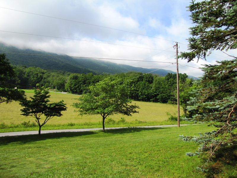 1135 Green Valley Road Peterstown, WV 24963 - Photo 32 of 46 Gallery Image 32