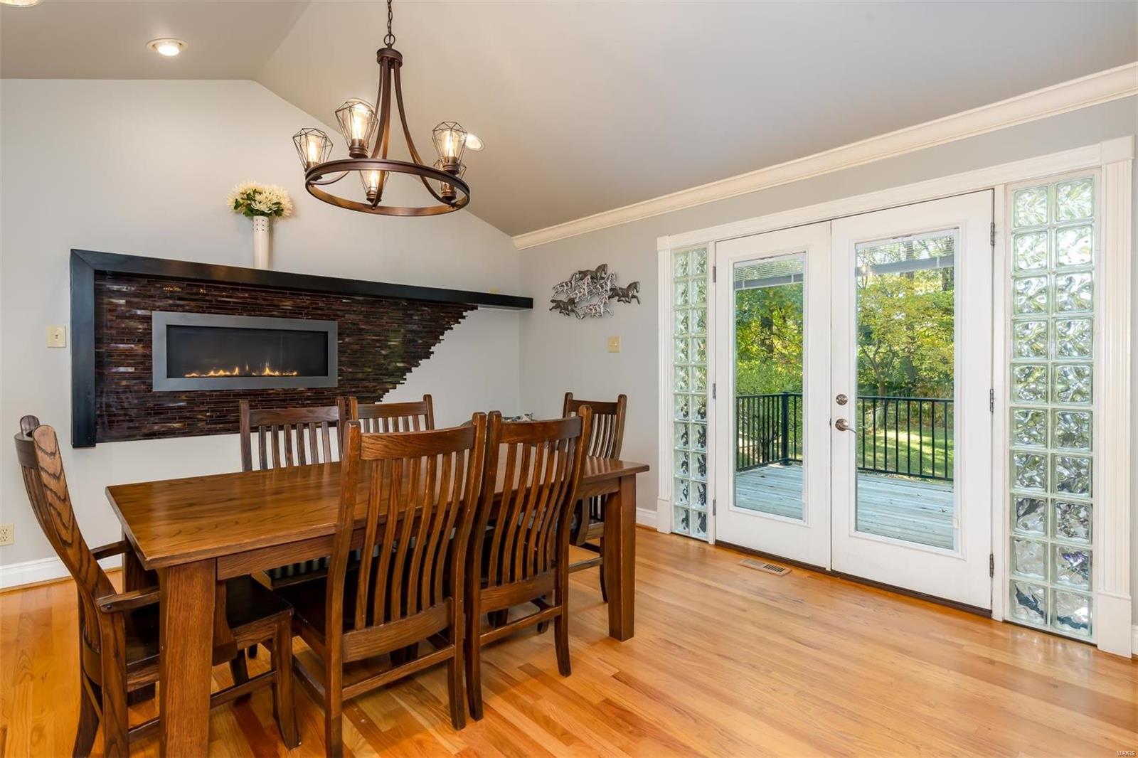 1403 Ruth Drive St. Louis, MO 63122 - Photo 5 of 28 Gallery Image 5