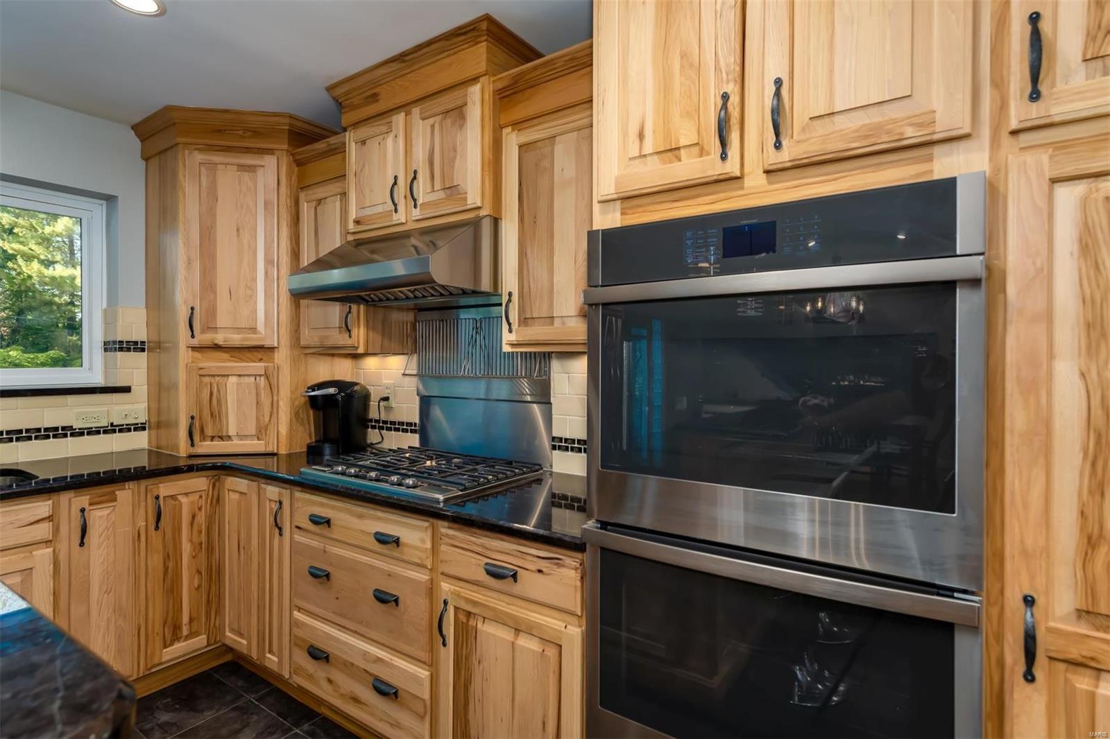 1403 Ruth Drive St. Louis, MO 63122 - Photo 8 of 28 Gallery Image 8