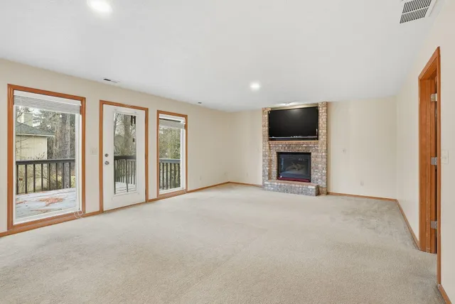 $549,990 | 221 West Falcon Avenue, Spokane, WA 99218