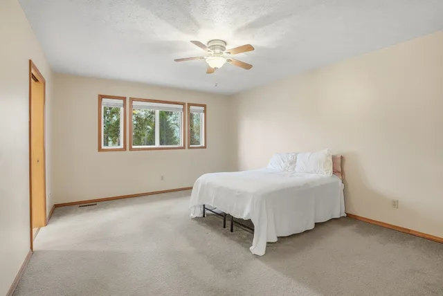 $549,990 | 221 West Falcon Avenue, Spokane, WA 99218