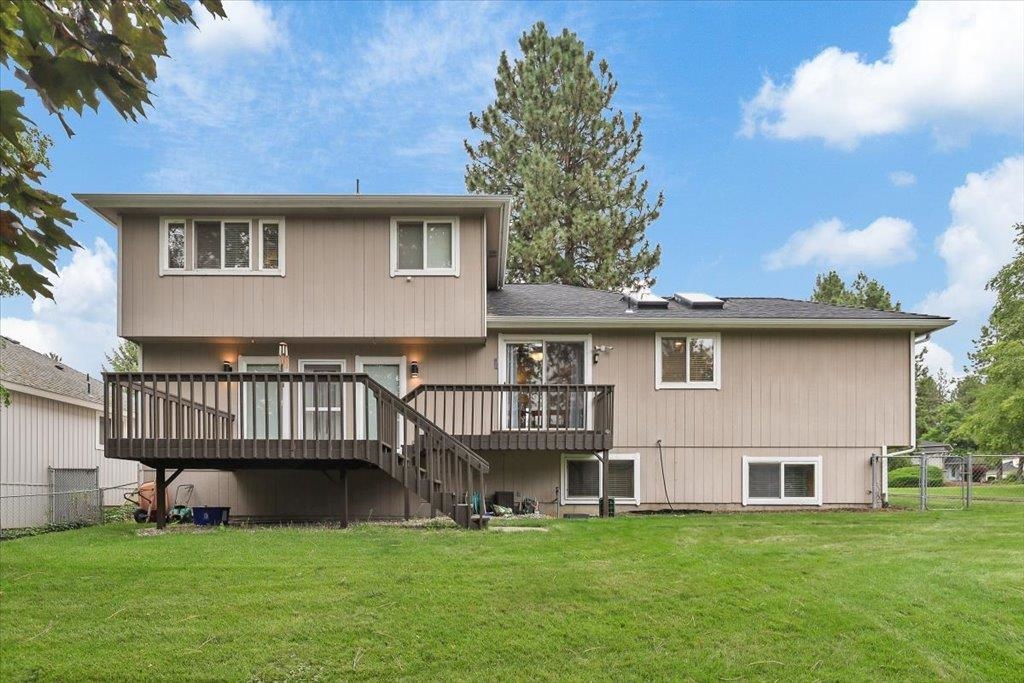 221 West Falcon Avenue Spokane, WA 99218 - Photo 26 of 45