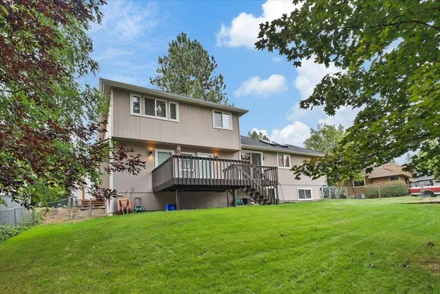 $549,990 | 221 West Falcon Avenue, Spokane, WA 99218