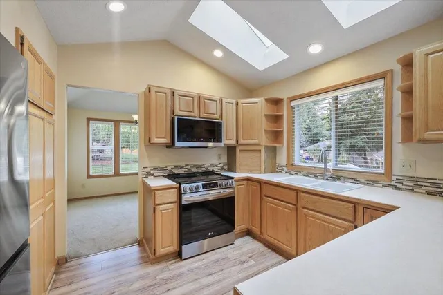 $549,990 | 221 West Falcon Avenue, Spokane, WA 99218