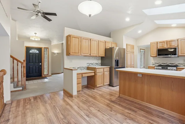 $549,990 | 221 West Falcon Avenue, Spokane, WA 99218