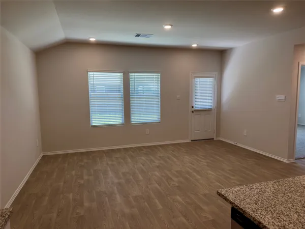 $2,000 | 1714 Windsor Boulevard, Lockhart, TX 78644