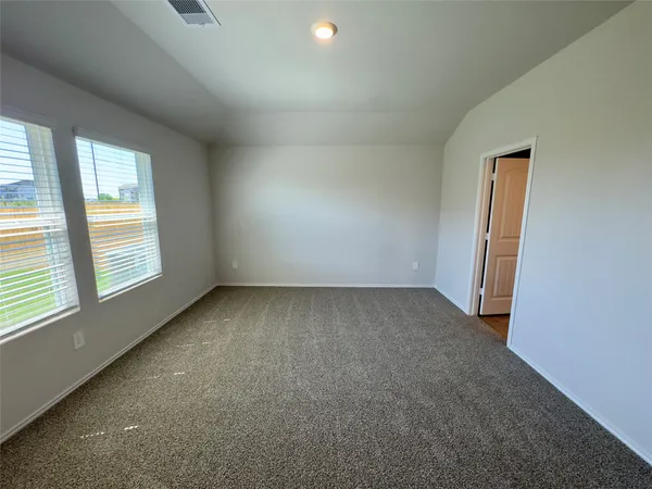 $2,000 | 1714 Windsor Boulevard, Lockhart, TX 78644