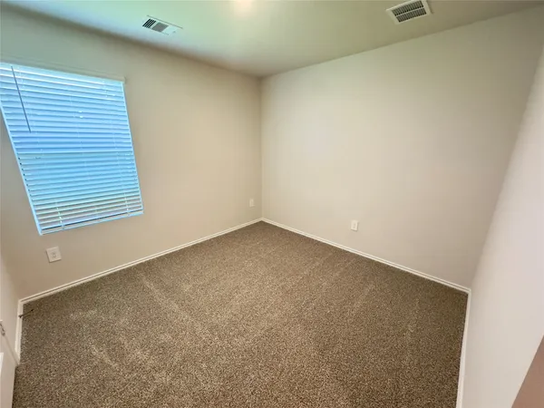 $2,000 | 1714 Windsor Boulevard, Lockhart, TX 78644