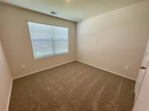 $2,000 | 1714 Windsor Boulevard, Lockhart, TX 78644