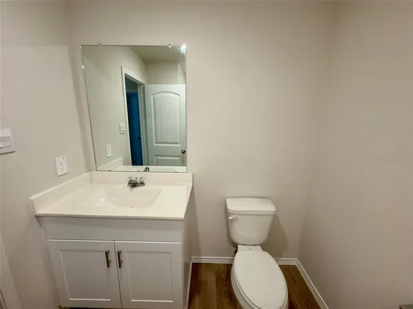 $2,000 | 1714 Windsor Boulevard, Lockhart, TX 78644