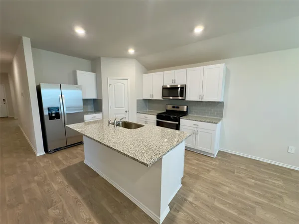 $2,000 | 1714 Windsor Boulevard, Lockhart, TX 78644