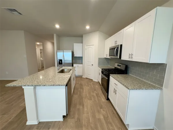 $2,000 | 1714 Windsor Boulevard, Lockhart, TX 78644