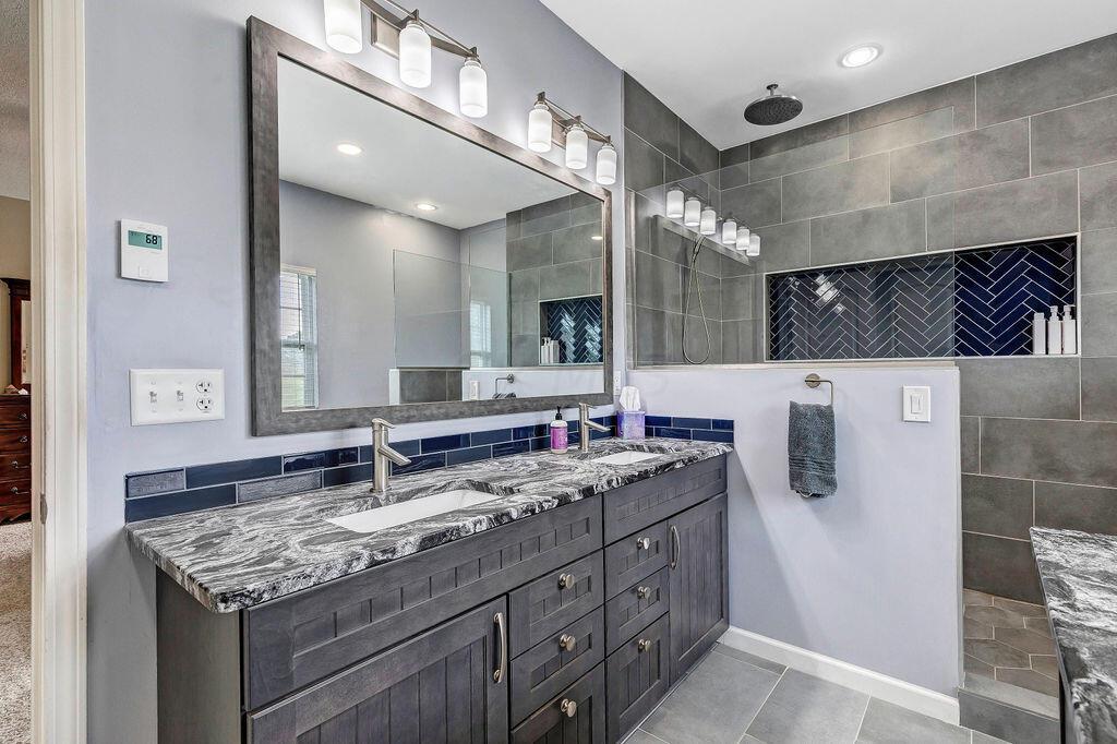 3318 Berlin Station Road Delaware, OH 43015 - Photo 22 of 59 Owners' Suite Bath