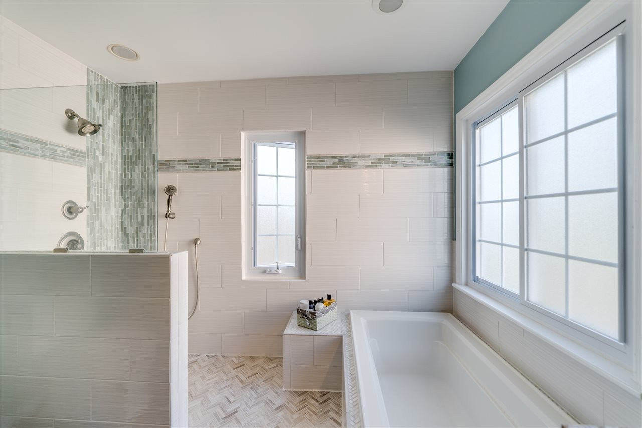 9433 Tweeds Mill Road Raleigh, NC 27617 - Photo 17 of 25 Master Bath/Spa