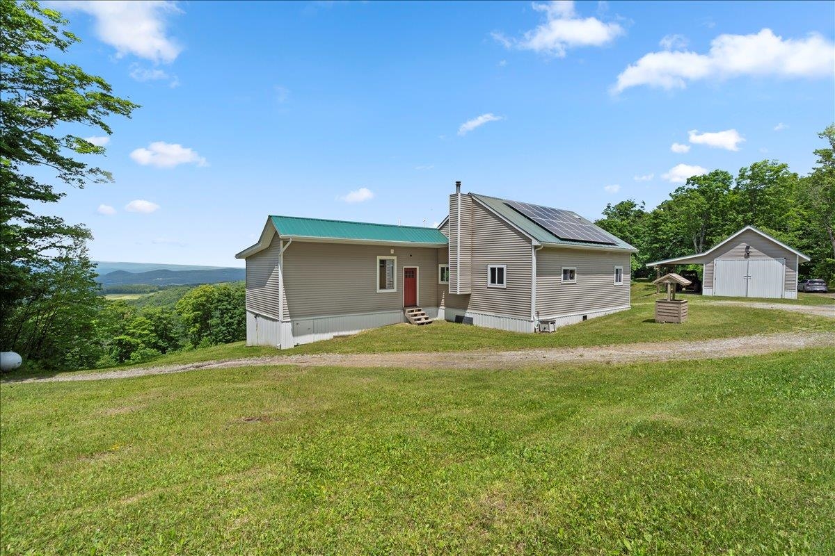 1882 Woodchuck Hollow Road Washington, VT 05675 - Photo 2 of 58