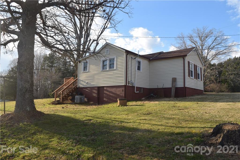 3205 Short Road Hickory, NC 28602 - Photo 4 of 14
