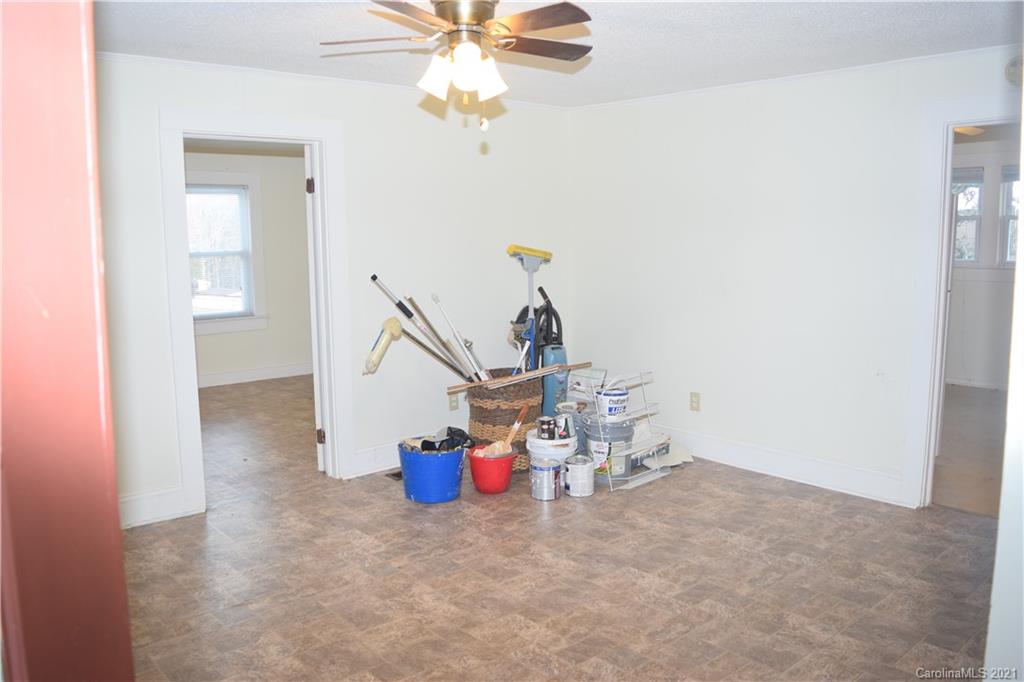 3205 Short Road Hickory, NC 28602 - Photo 6 of 14
