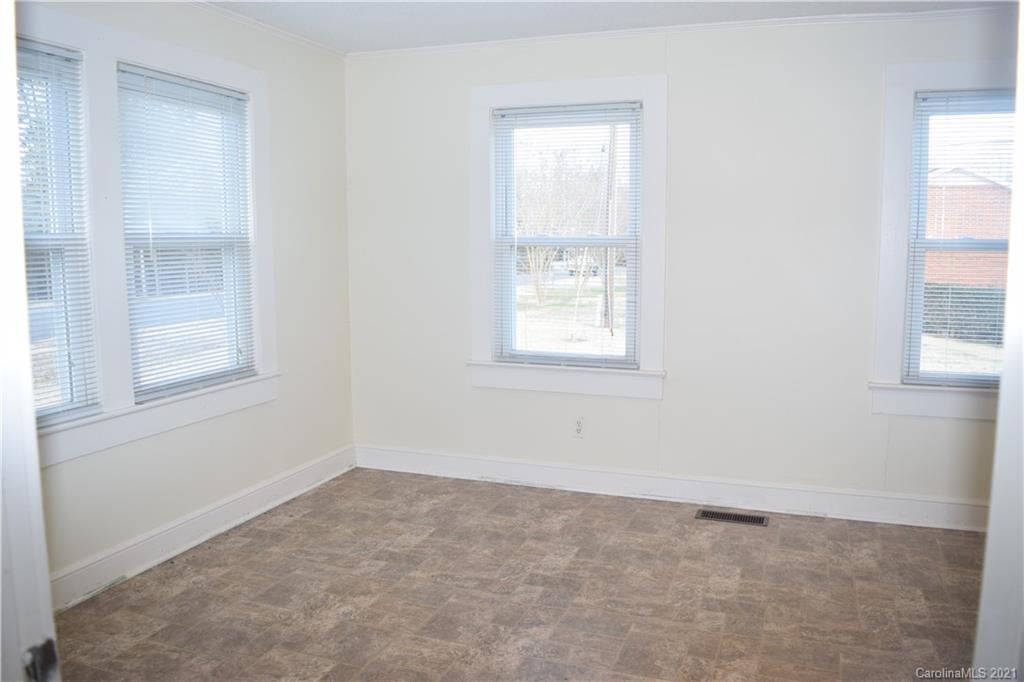 3205 Short Road Hickory, NC 28602 - Photo 8 of 14