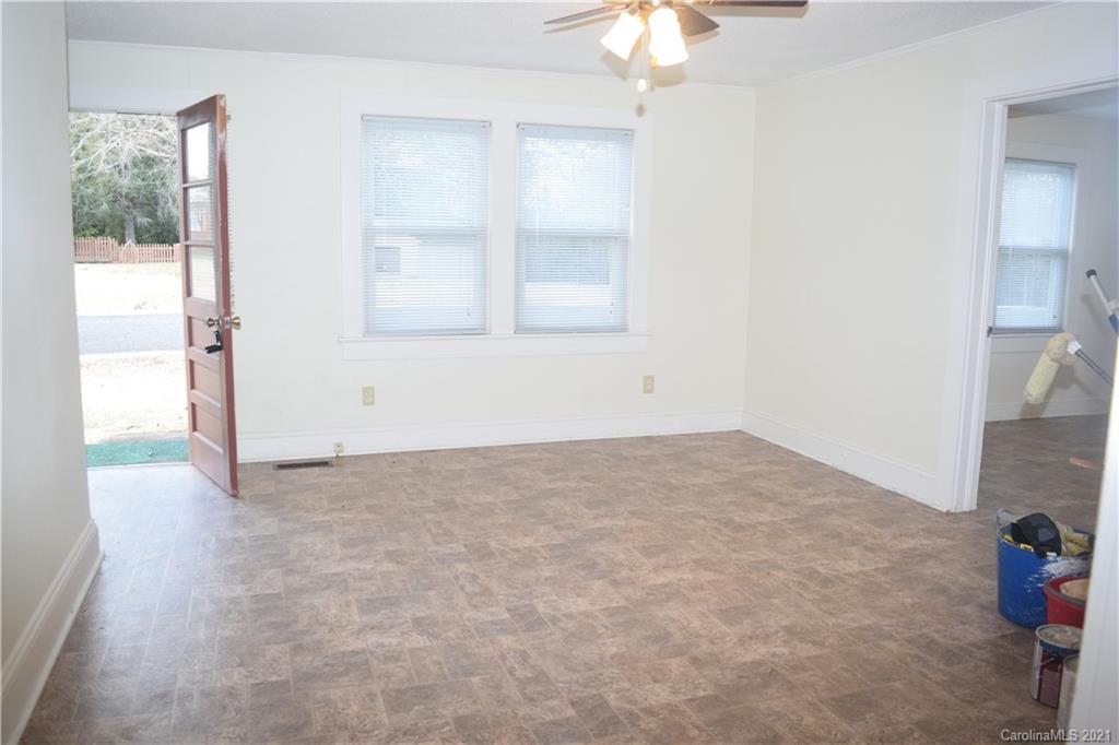 3205 Short Road Hickory, NC 28602 - Photo 9 of 14