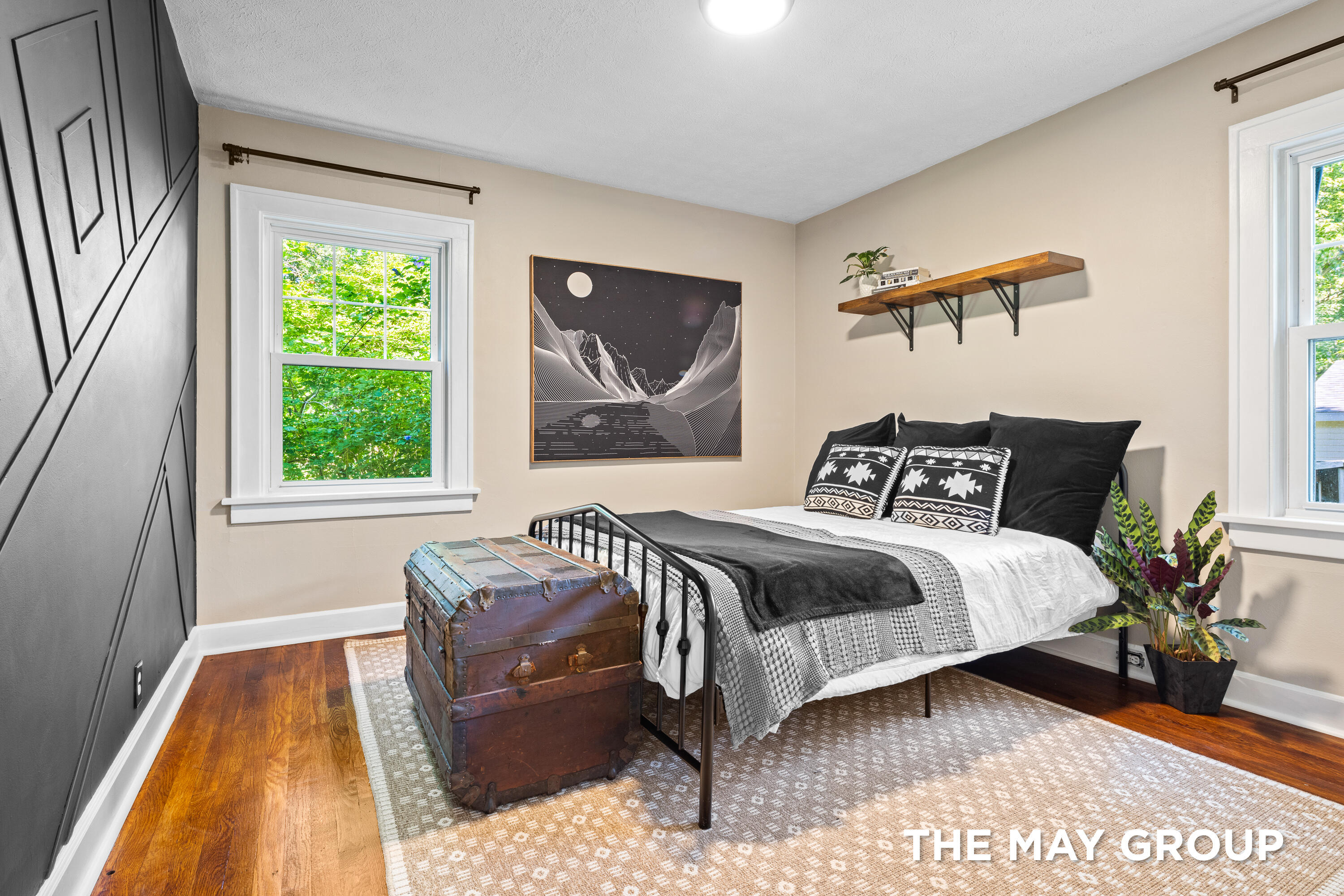 6291 Cascade Road Southeast Grand Rapids, MI 49546 - Photo 23 of 59 Main Level Bedroom 1