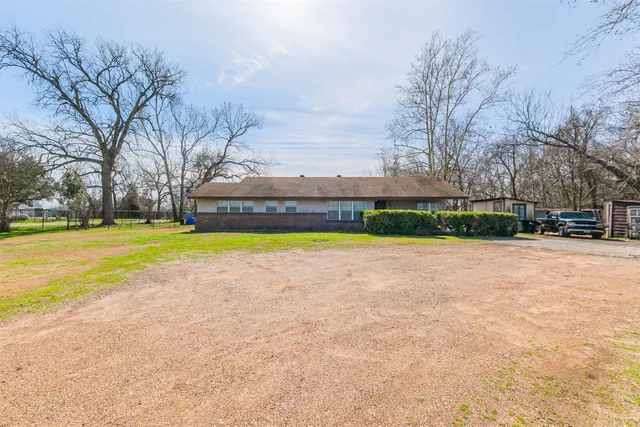 $1,300,000 | 35129 Farm To Market 1093, Simonton, TX 77485