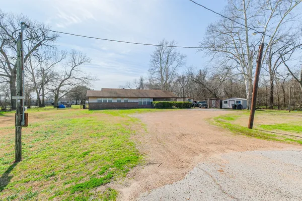 $1,300,000 | 35129 Farm To Market 1093, Simonton, TX 77485