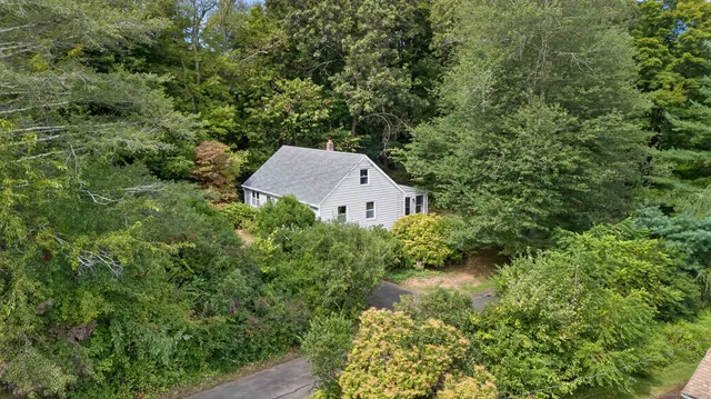 $335,000 | 46 Kelsey Street, Middletown, CT 06457