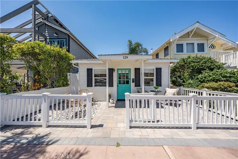 $1,750,000 | 129 14th Street, Seal Beach, CA 90740