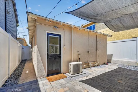 $1,750,000 | 129 14th Street, Seal Beach, CA 90740