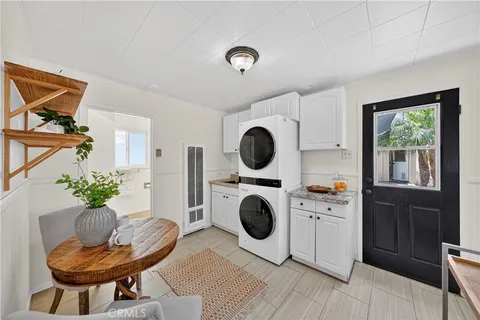 $1,750,000 | 129 14th Street, Seal Beach, CA 90740