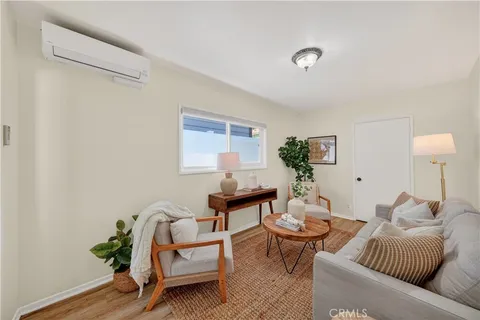 $1,750,000 | 129 14th Street, Seal Beach, CA 90740
