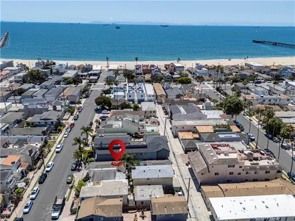 $1,750,000 | 129 14th Street, Seal Beach, CA 90740